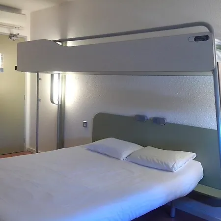 Ibis Budget Sud פואטייה