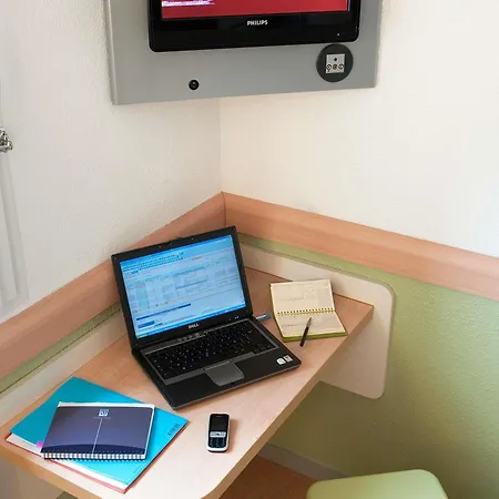 Ibis Budget Sud 2* Πουατιέ