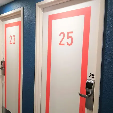 Ibis Budget Sud 2*