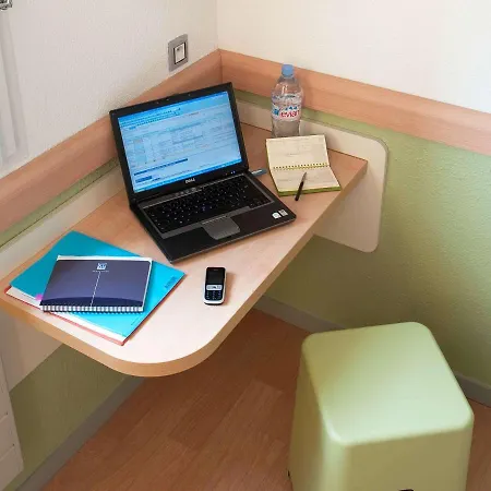 Ibis Budget Sud מלון 2*